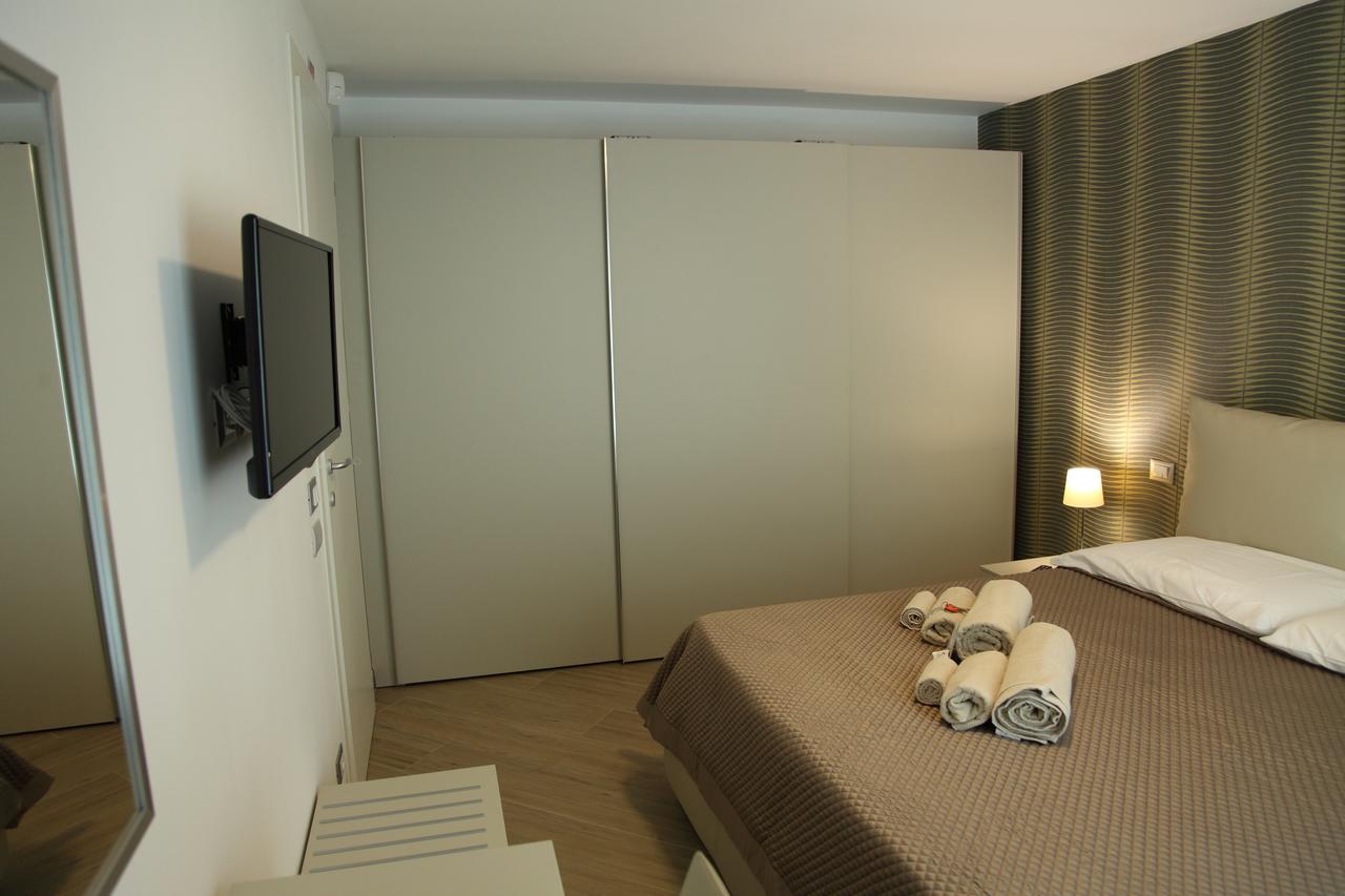 Luxury Rooms Garzilli Palermo Exterior photo